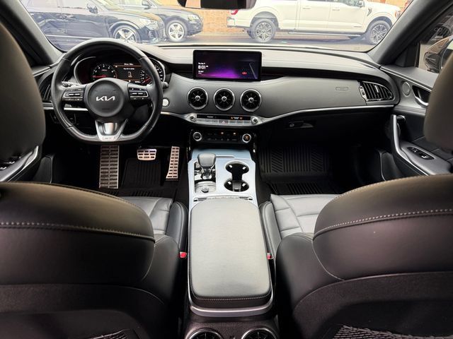 Used 2023 Kia Stinger GT2 AWD/4WD image 21