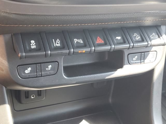 Used 2021 GMC Canyon AT4 w/ Driver Alert Package AWD/4WD image 29