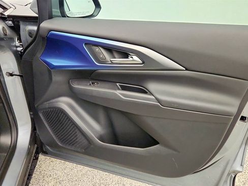 Used 2026 Chevrolet Equinox EV LT w/ Convenience Package II image 24