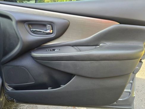 Used 2018 Nissan Murano SL image 21