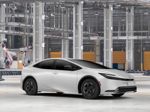New 2026 Toyota Prius LE FWD image 14