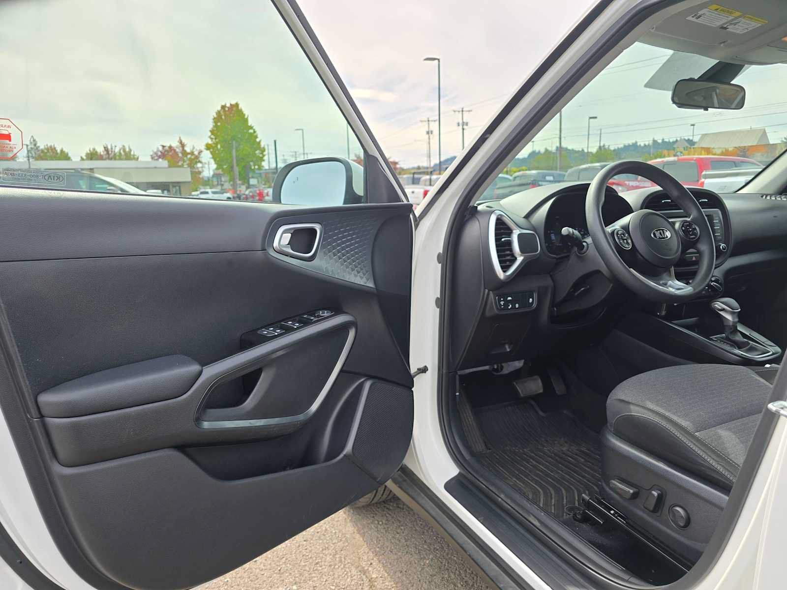 Used 2021 Kia Soul S FWD image 19