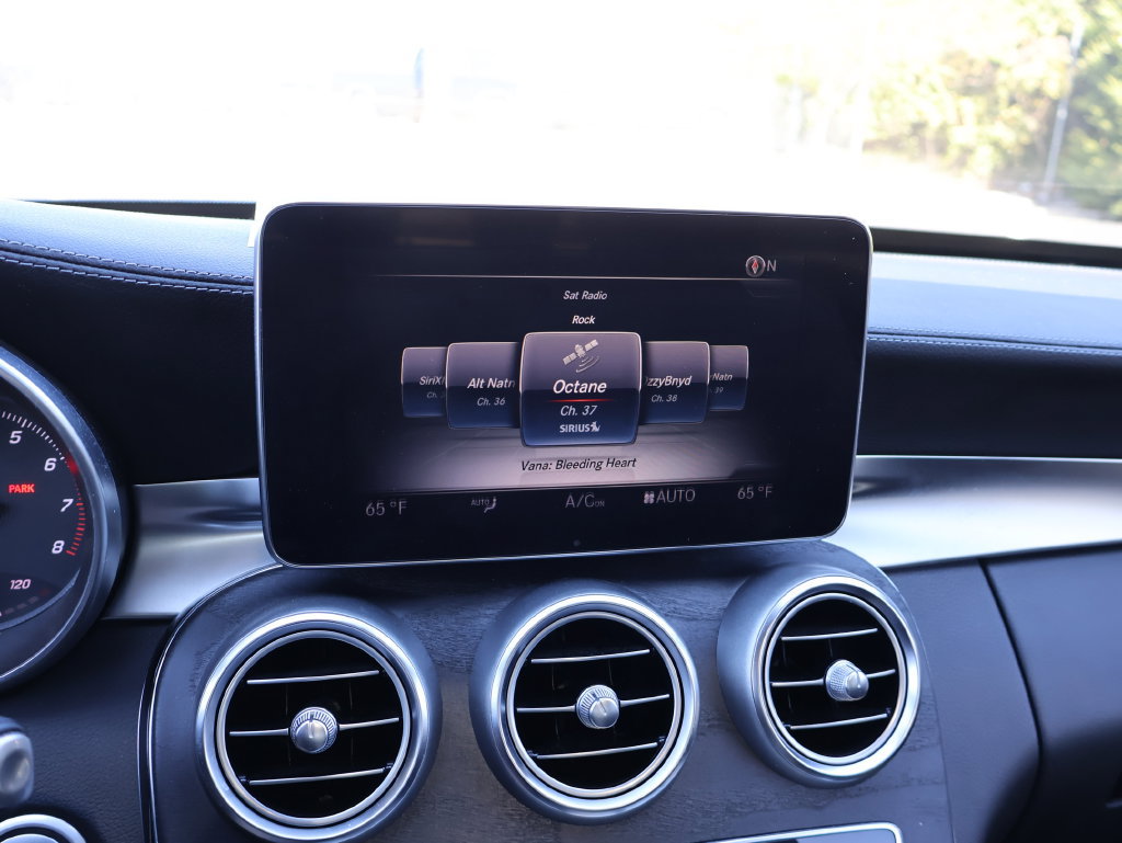 Used 2016 Mercedes-Benz C 300 Sedan image 23