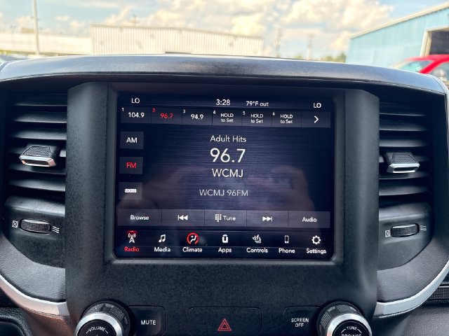 Used 2021 RAM 1500 Big Horn AWD/4WD image 14
