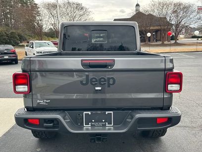 Used 2025 Jeep Gladiator Sport