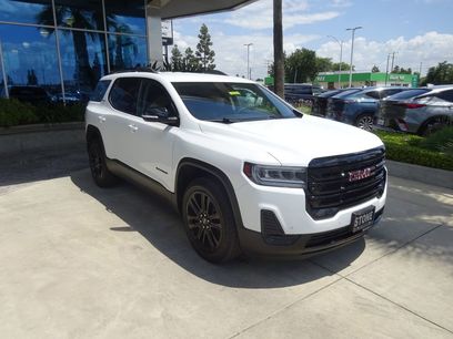 Certified 2023 GMC Acadia SLE w/ Driver Convenience Package