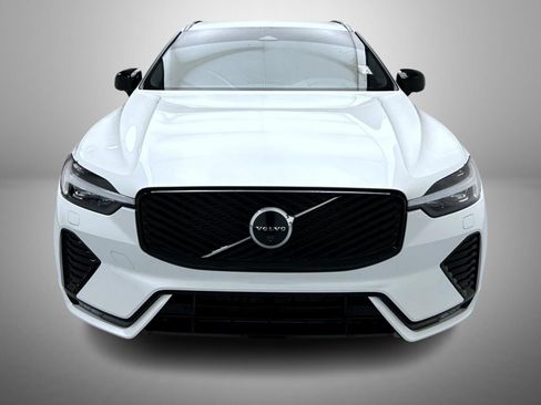 Used 2026 Volvo XC60 B5 Plus w/ Protection Package Premier AWD/4WD image 2