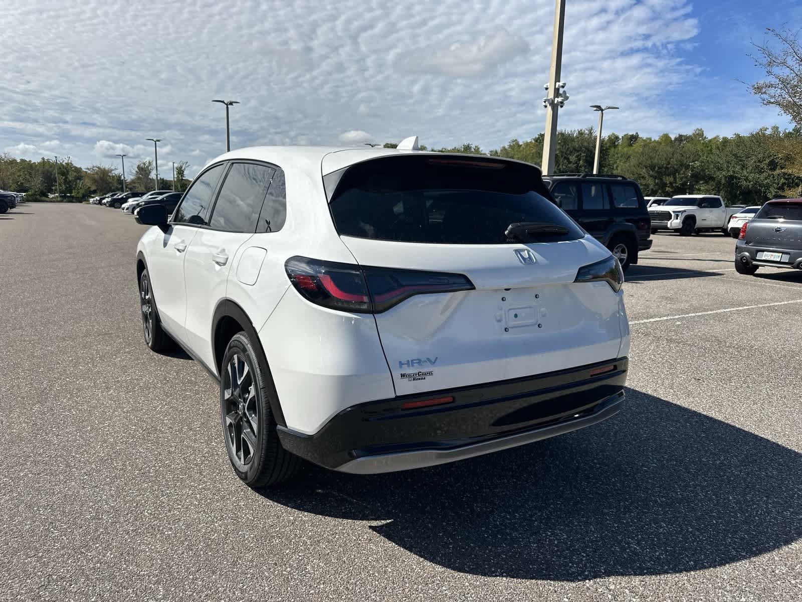 New 2027 Honda HR-V EX-L image 4