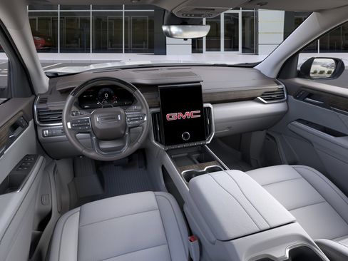 New 2026 GMC Acadia Denali w/ Super Cruise Package FWD image 39