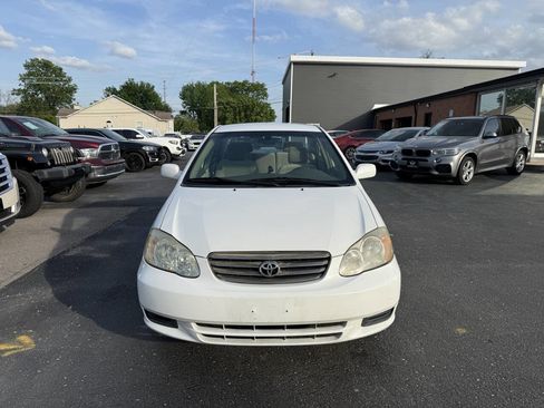 Used 2004 Toyota Corolla CE FWD image 2