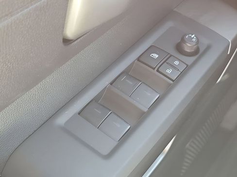 New 2026 Toyota Tundra SR5 image 32