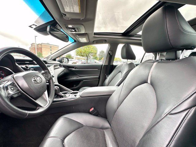 Used 2018 Toyota Camry XSE FWD image 24