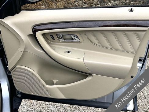 Used 2018 Ford Taurus Limited FWD image 22