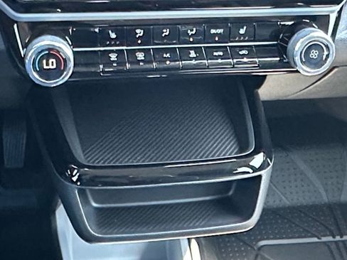 New 2027 Chevrolet Bolt LT w/ Comfort Package image 15