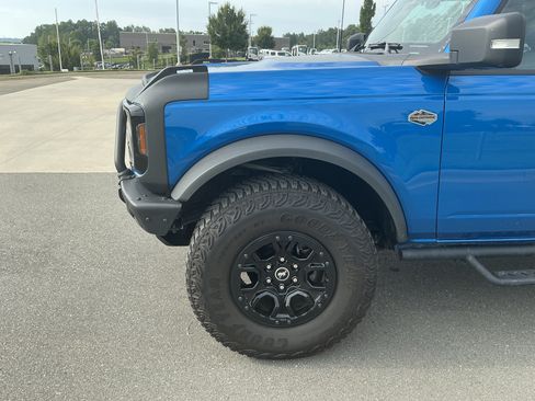 Used 2023 Ford Bronco Wildtrak AWD/4WD image 14