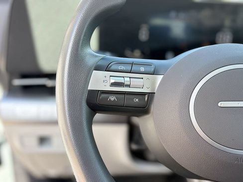 Used 2025 Hyundai Kona SE AWD/4WD image 15