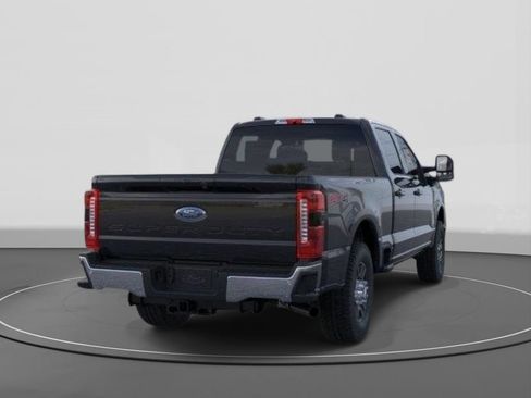 New 2026 Ford F250 Lariat w/ FX4 Off-Road Package AWD/4WD image 8