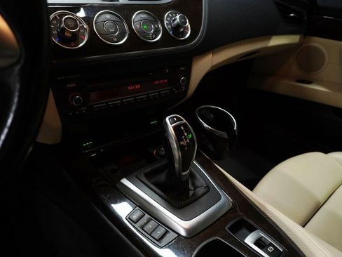 Used 2013 BMW Z4 sDrive28i RWD image 14