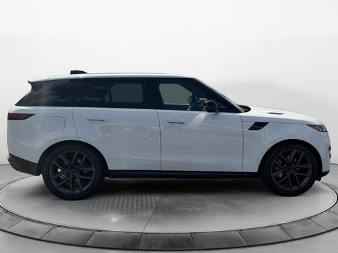 New 2026 Land Rover Range Rover Sport SE AWD/4WD image 8