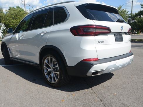 Used 2023 BMW X5 xDrive40i w/ Premium Package AWD/4WD image 23