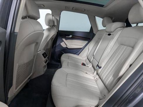 Used 2019 Audi Q5 2.0T Premium Plus AWD/4WD image 18