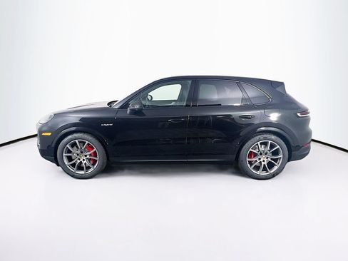 New 2026 Porsche Cayenne S AWD/4WD image 2