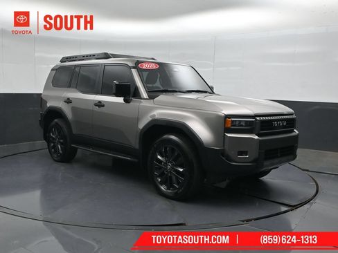 Certified 2025 Toyota Land Cruiser w/ Premium Package AWD/4WD image 4