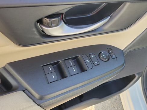 Used 2020 Honda CR-V LX image 20