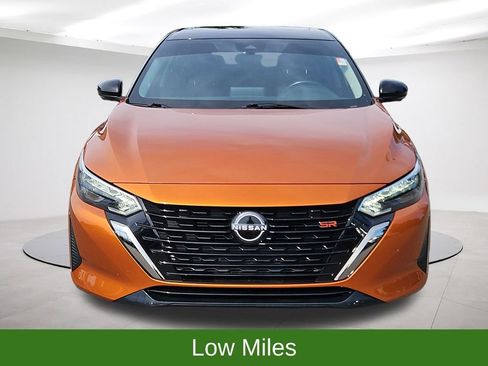 Used 2025 Nissan Sentra SR w/ SR Premium Package FWD image 2