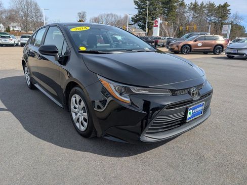 Used 2024 Toyota Corolla LE image 8