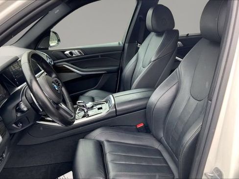Used 2019 BMW X5 xDrive40i w/ M Sport Package image 18