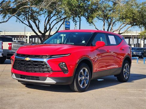 Used 2023 Chevrolet Blazer LT w/ Driver Confidence Package image 3