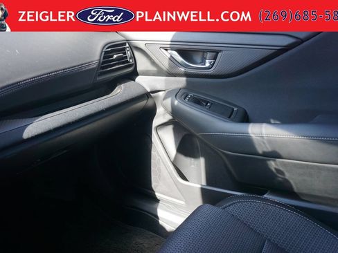 Used 2023 Subaru Outback Premium AWD/4WD image 30
