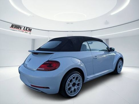 Used 2018 Volkswagen Beetle 2.0T Coast FWD image 4