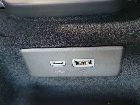 Certified 2025 Chevrolet Corvette Stingray w/ Stealth Interior Trim Package image 37