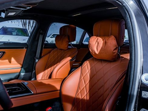 Used 2023 Mercedes-Benz S 580 4MATIC Sedan image 18