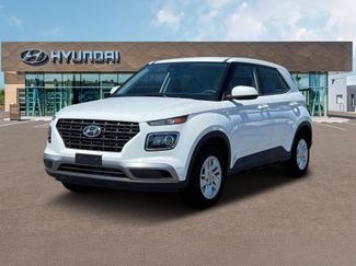 New 2025 Hyundai Venue SE video 1