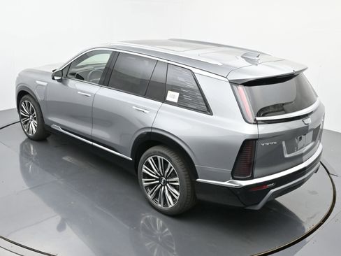 New 2026 Cadillac Vistiq Premium Luxury w/ LPO, Floor Liner Package image 25