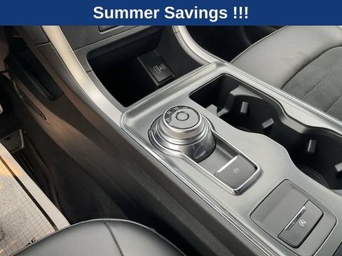 Used 2024 Ford Edge ST-Line w/ Class II Trailer Tow Package AWD/4WD image 21