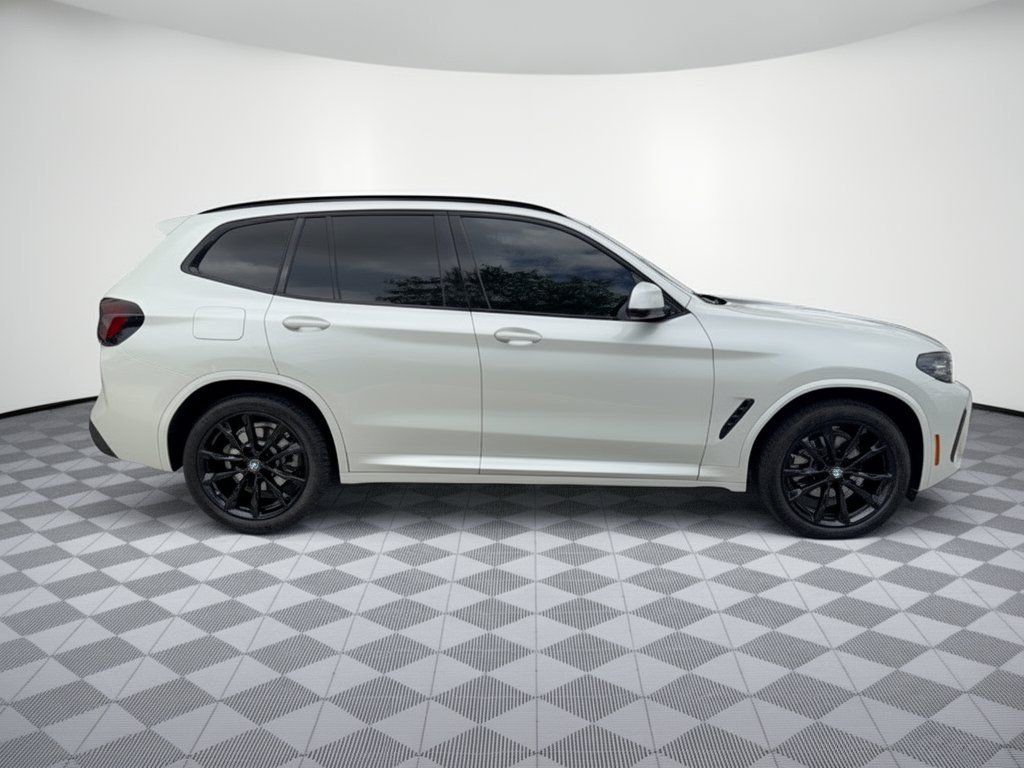 Used 2024 BMW X3 sDrive30i w/ Premium Package RWD image 8