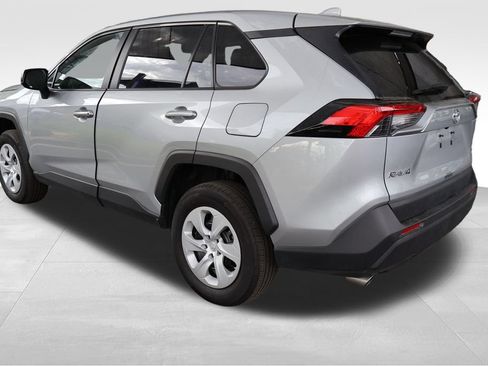 Certified 2025 Toyota RAV4 LE AWD/4WD image 11