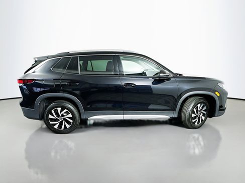 New 2025 Volkswagen Tiguan S image 8