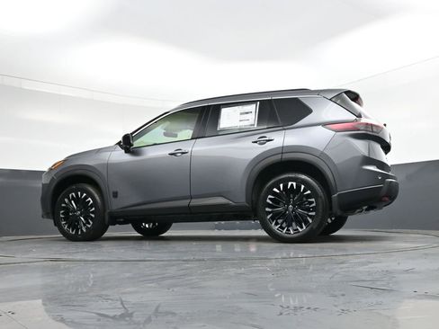 Used 2026 Nissan Rogue Dark Armor AWD/4WD image 37