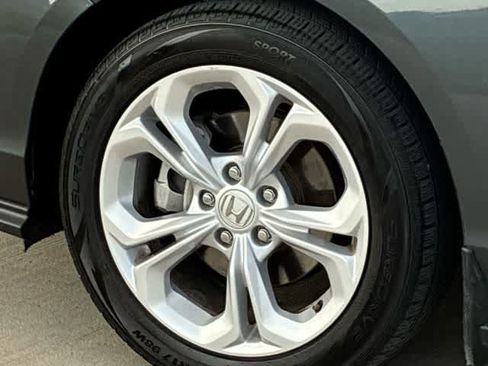 Certified 2024 Honda Accord LX image 9