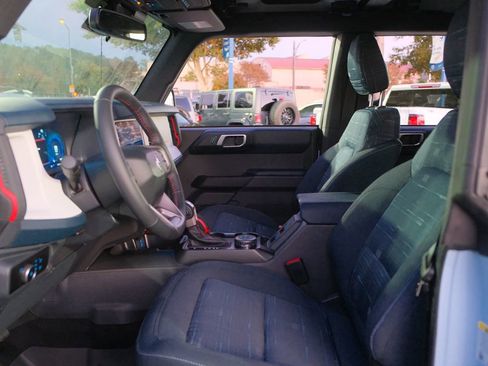 Used 2025 Ford Bronco Heritage Edition image 11