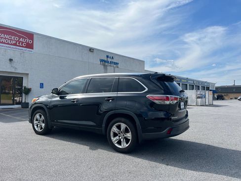 Used 2015 Toyota Highlander Limited Platinum AWD/4WD image 30