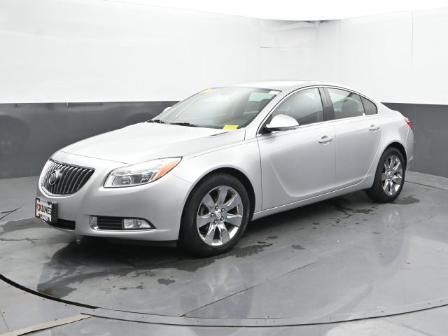 Used 2012 Buick Regal Leather FWD image 7