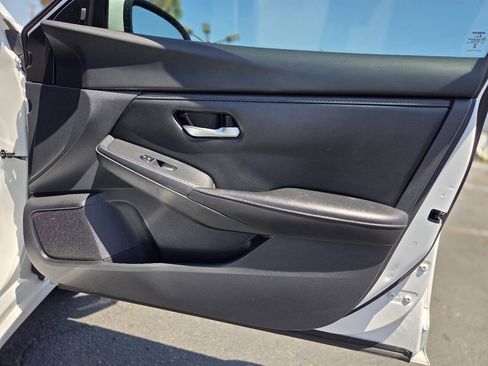 Used 2022 Nissan Sentra SV w/ Trunk Package FWD image 31