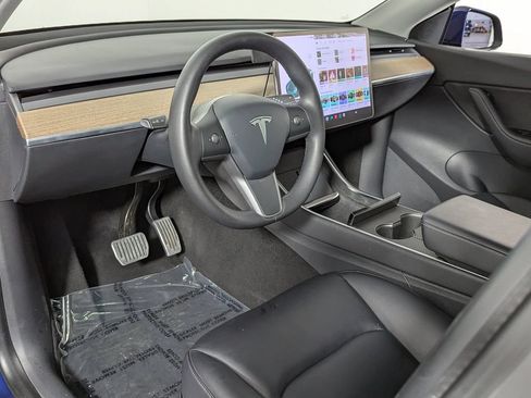 Used 2021 Tesla Model Y Long Range AWD/4WD image 13
