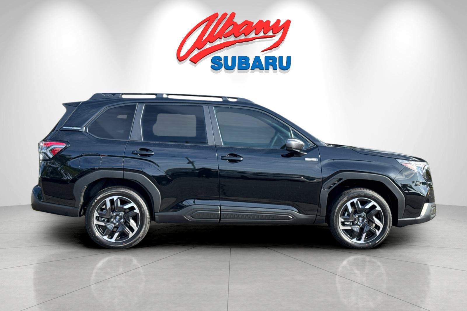 New 2026 Subaru Forester Touring AWD/4WD image 3